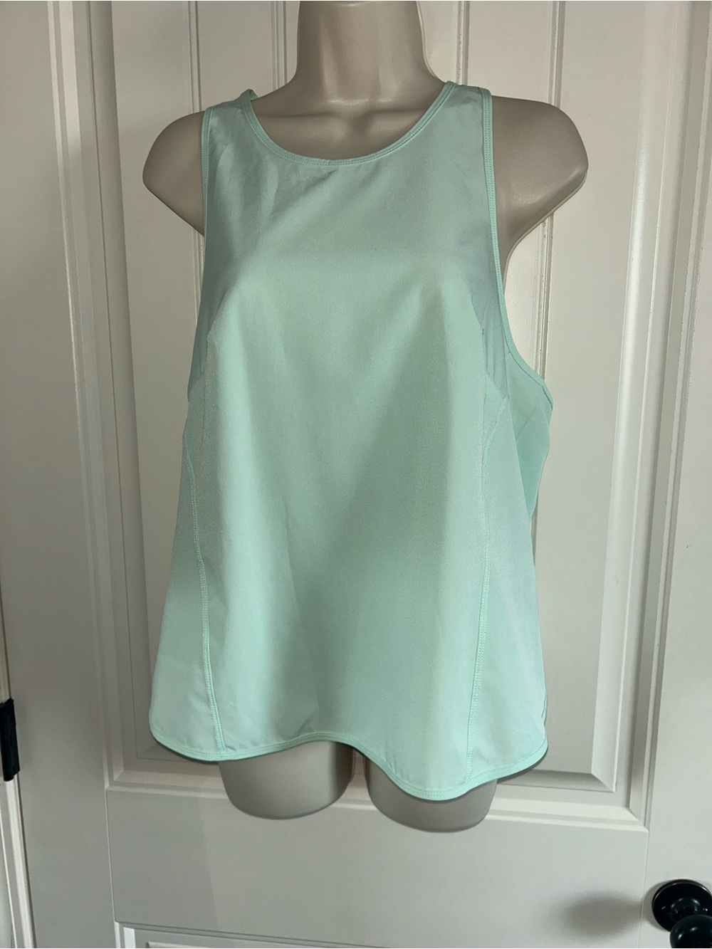 NEW Yogalicious Lightstream Light Mint Tank Top Racer Back Sz L